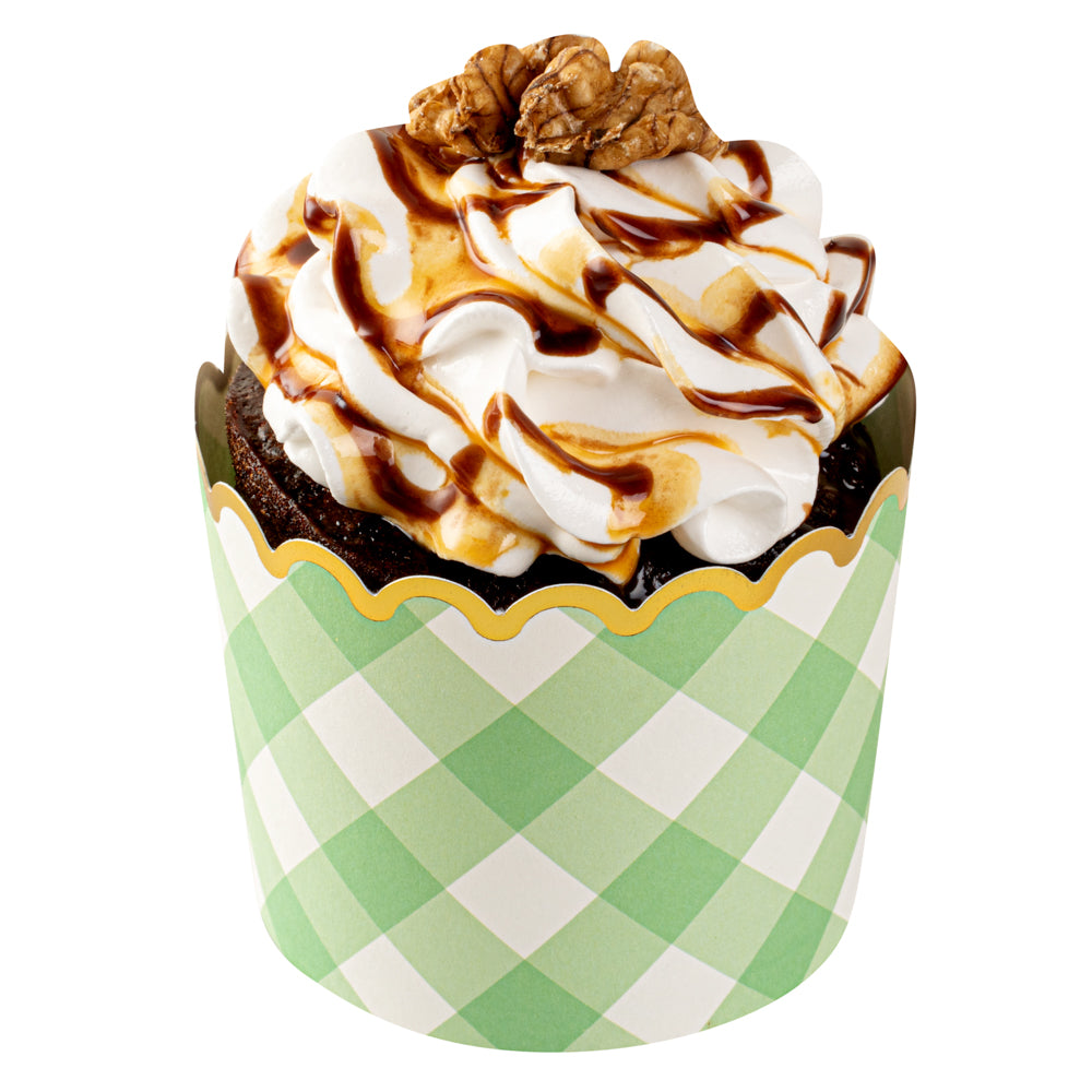 Panificio 4.5 oz Green Plaid Paper Scalloped Baking Cup - Gold Rim - 2 3/4" x 2 3/4" x 2" - 500 count box